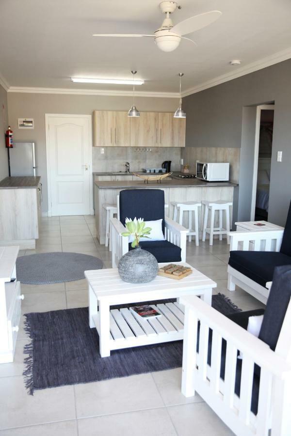 Mari-Amor Self-Catering Apartments 모젤베이 외부 사진