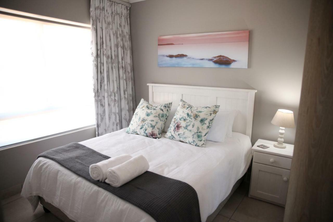 Mari-Amor Self-Catering Apartments 모젤베이 외부 사진
