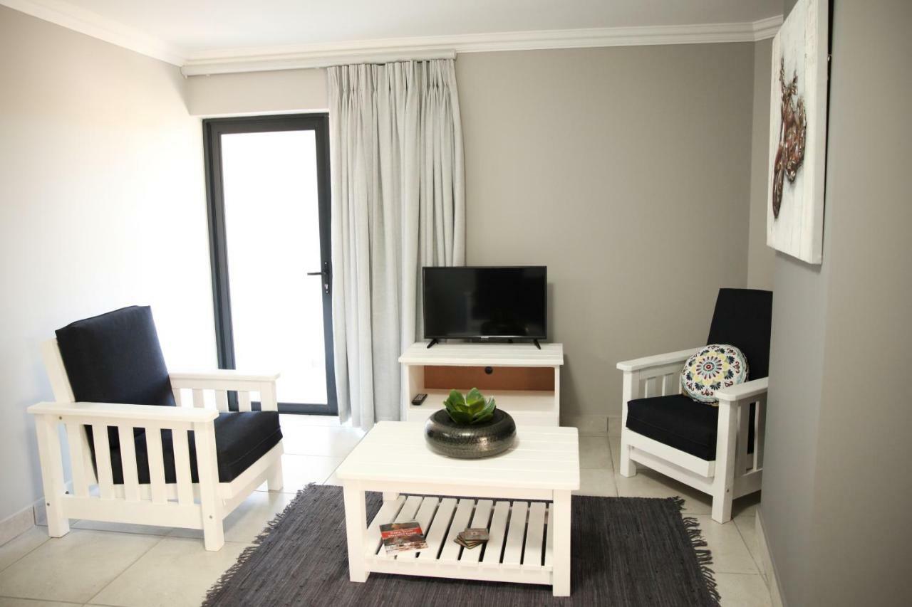 Mari-Amor Self-Catering Apartments 모젤베이 외부 사진