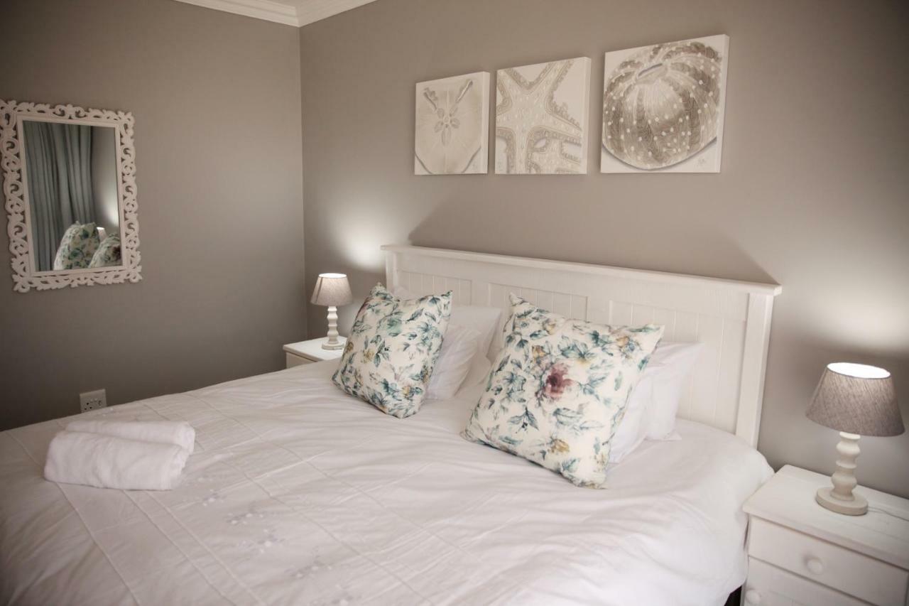 Mari-Amor Self-Catering Apartments 모젤베이 외부 사진
