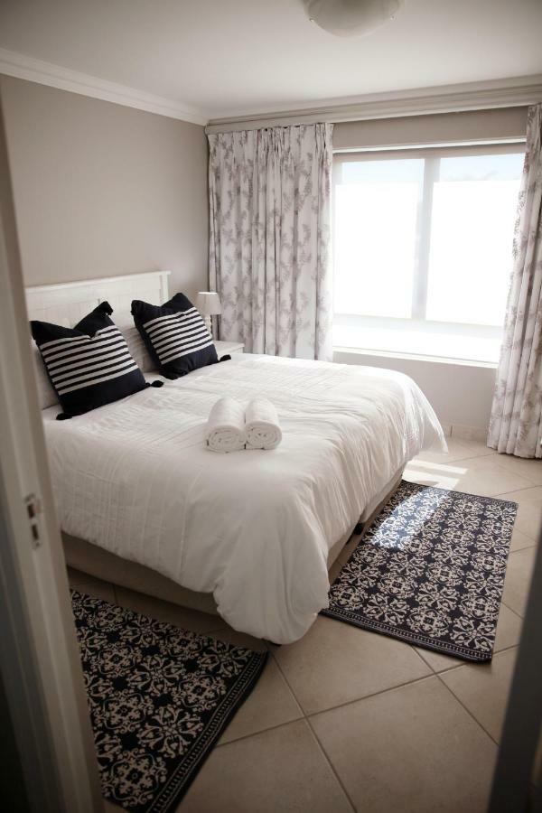 Mari-Amor Self-Catering Apartments 모젤베이 외부 사진